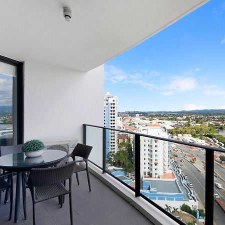 Sierra Grand Broadbeach - Self Contained & Privately Managed Apartments Guldkusten Exteriör bild