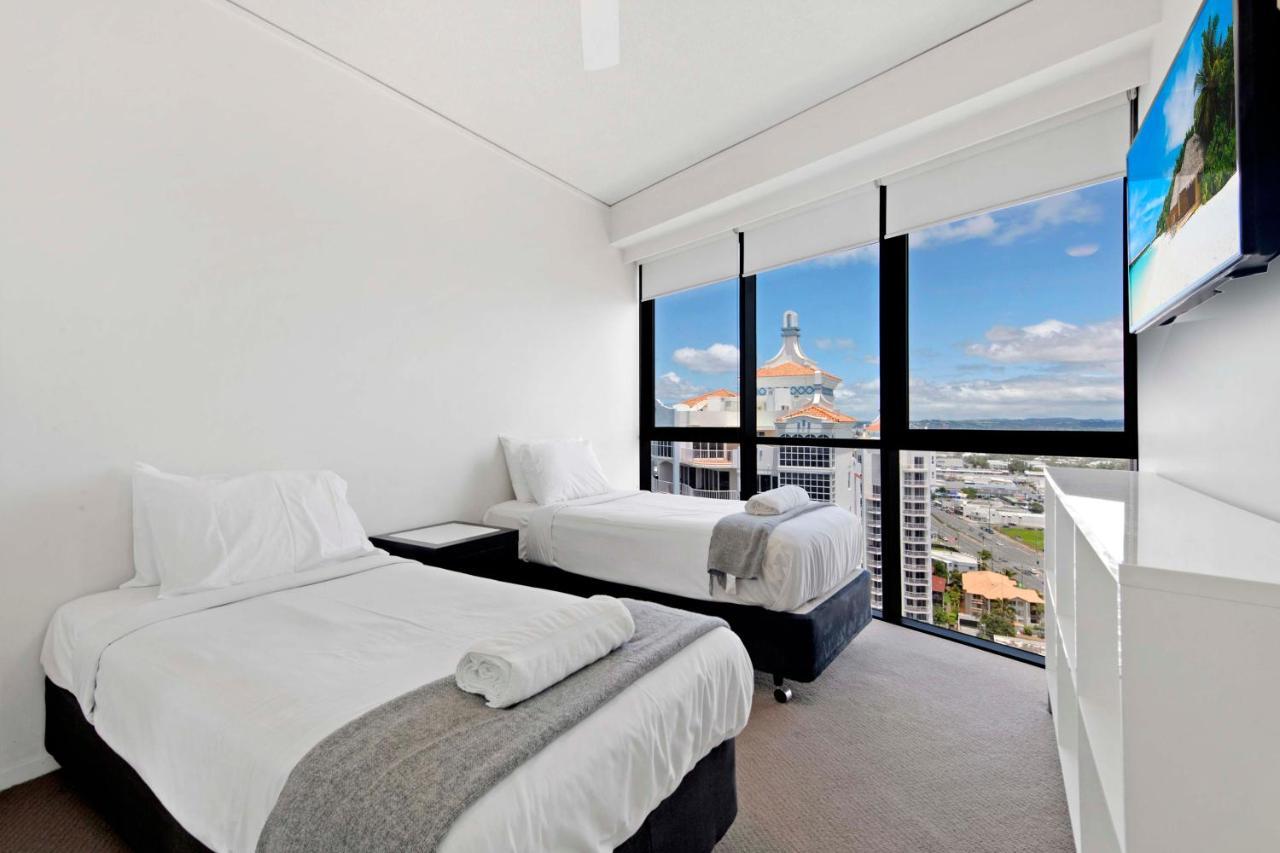 Sierra Grand Broadbeach - Self Contained & Privately Managed Apartments Guldkusten Exteriör bild