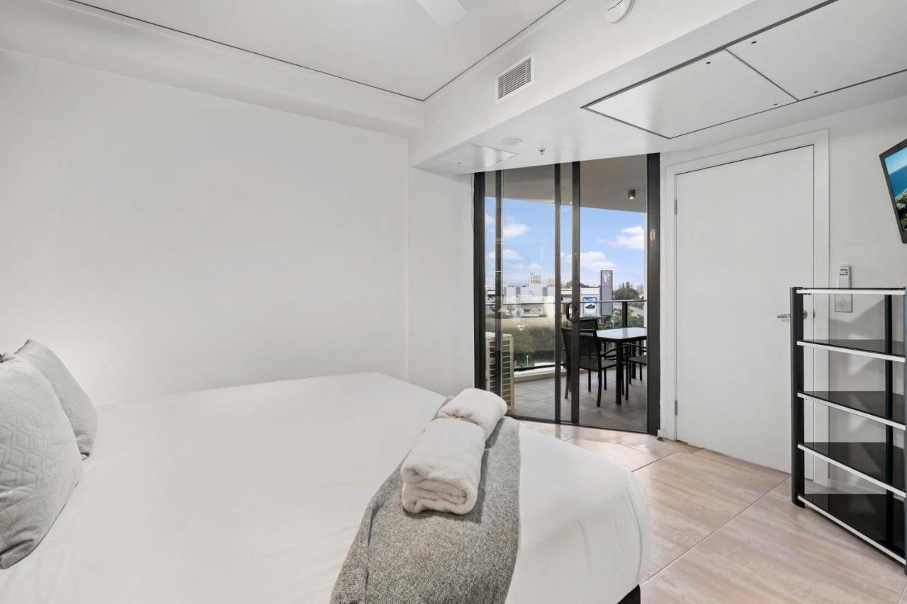 Sierra Grand Broadbeach - Self Contained & Privately Managed Apartments Guldkusten Exteriör bild