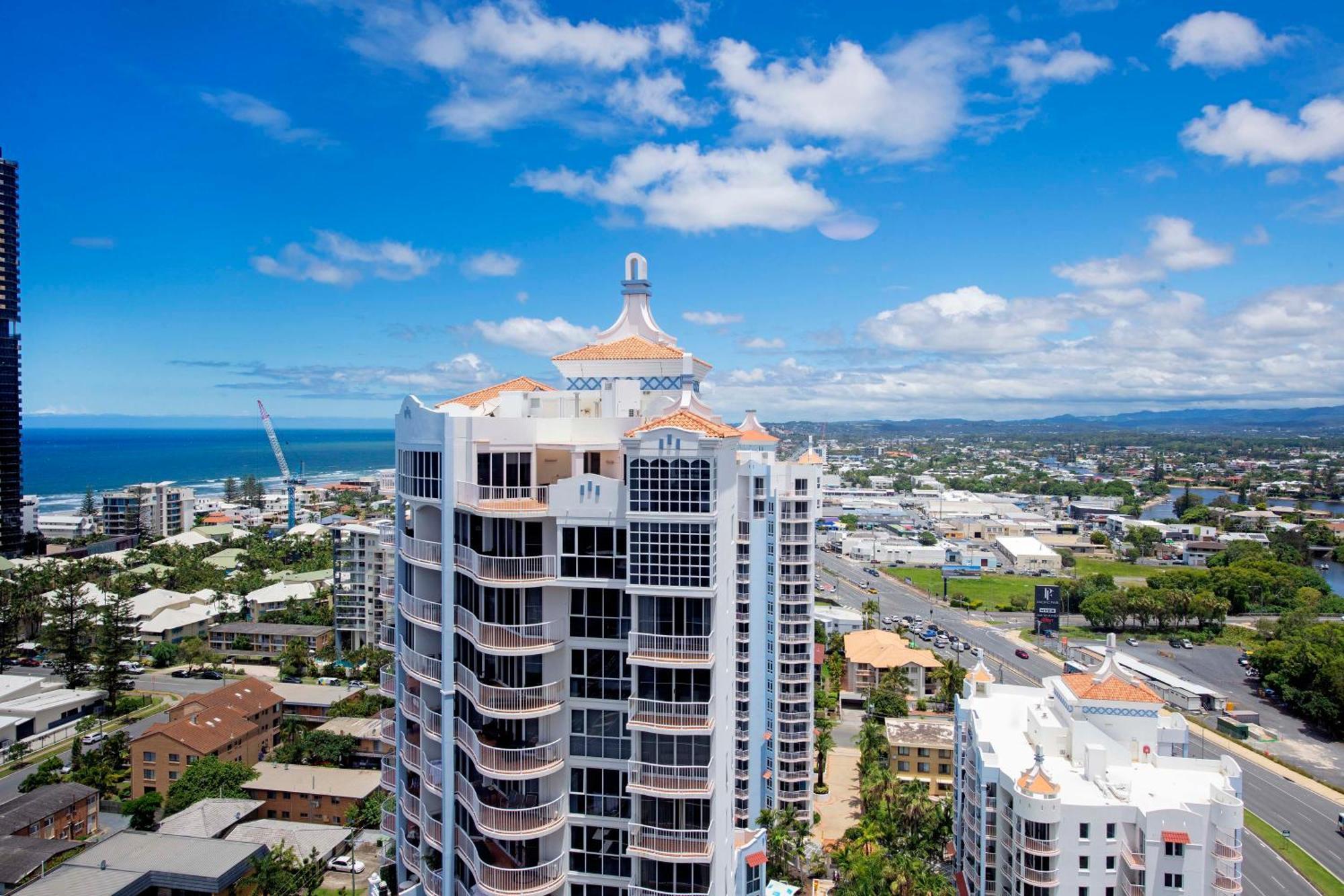 Sierra Grand Broadbeach - Self Contained & Privately Managed Apartments Guldkusten Exteriör bild
