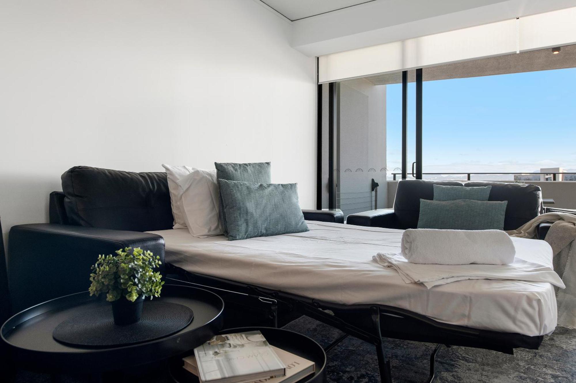 Sierra Grand Broadbeach - Self Contained & Privately Managed Apartments Guldkusten Exteriör bild