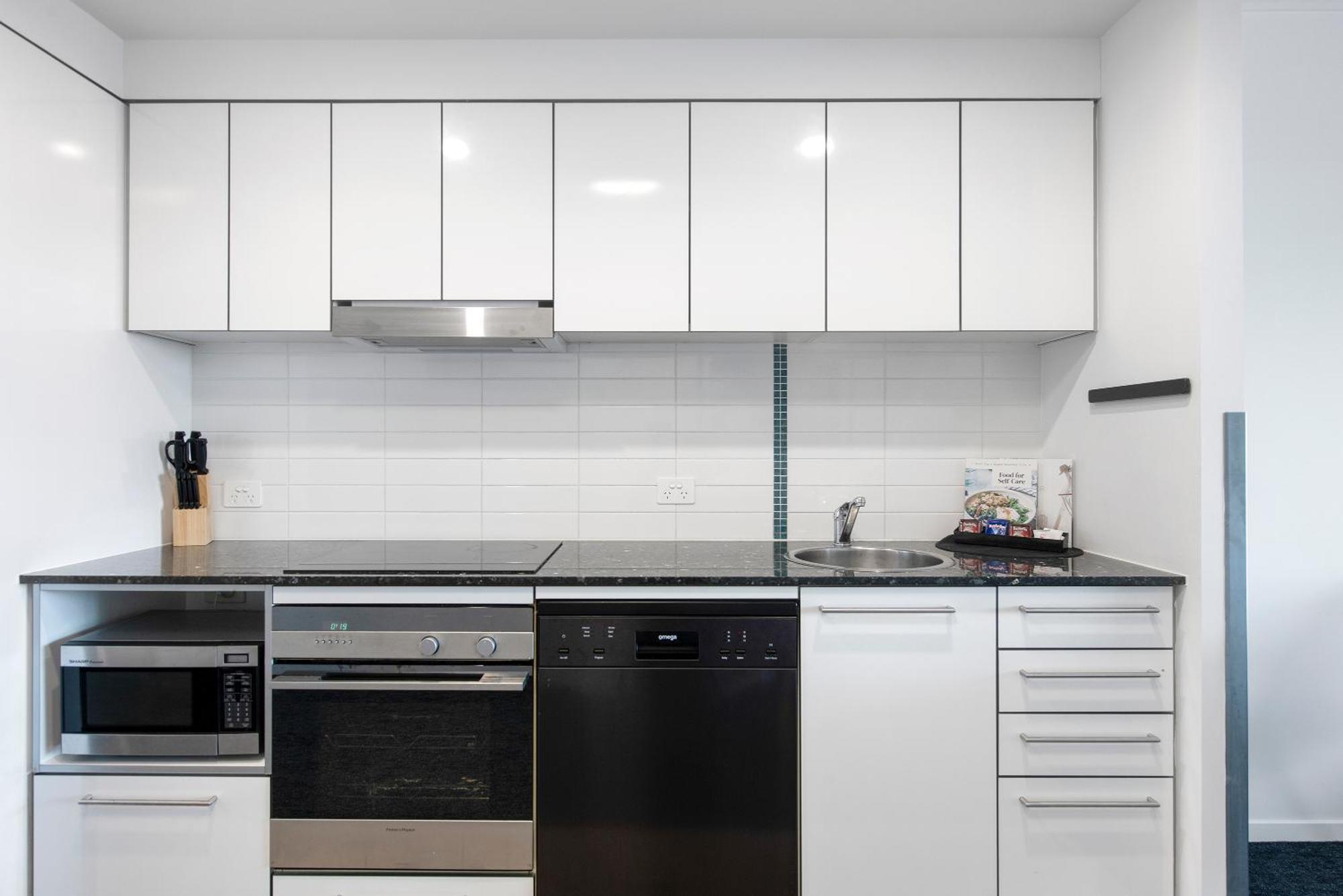Sierra Grand Broadbeach - Self Contained & Privately Managed Apartments Guldkusten Exteriör bild