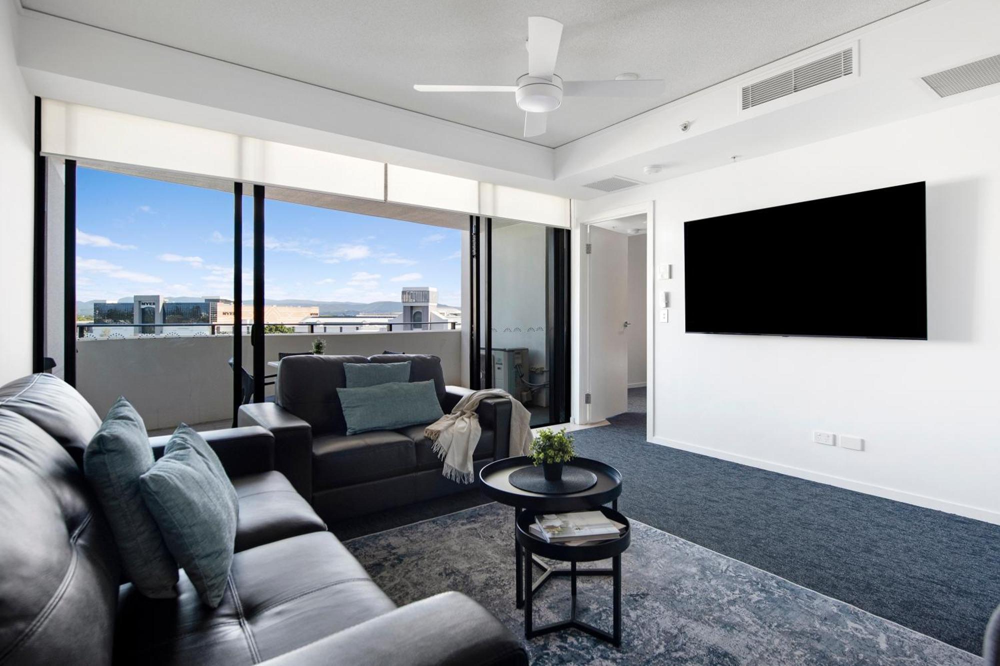 Sierra Grand Broadbeach - Self Contained & Privately Managed Apartments Guldkusten Exteriör bild